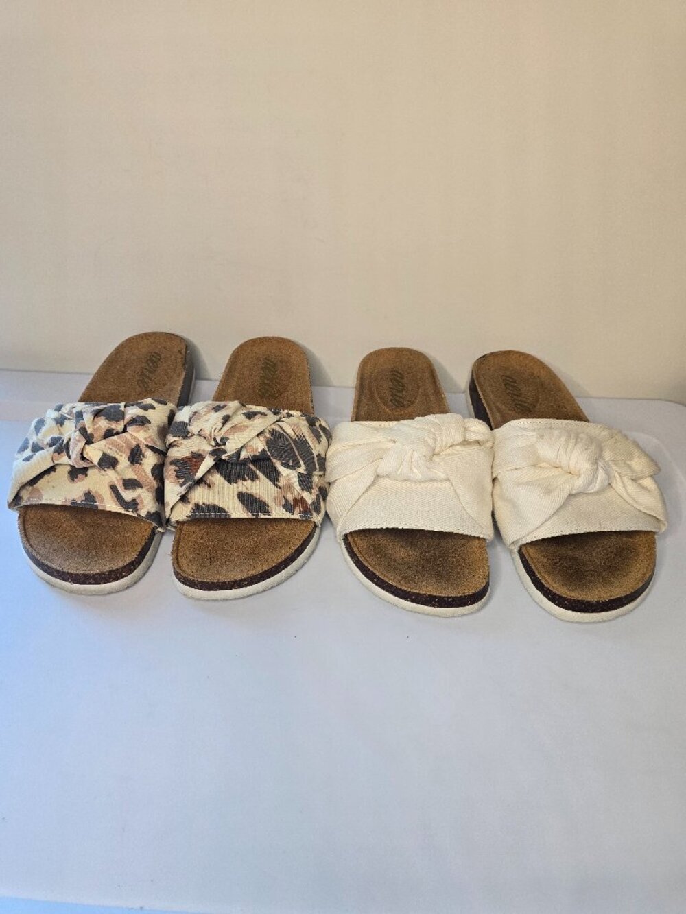 Aerie Bandana Twist Slide - Animal Print and White - Two pairs